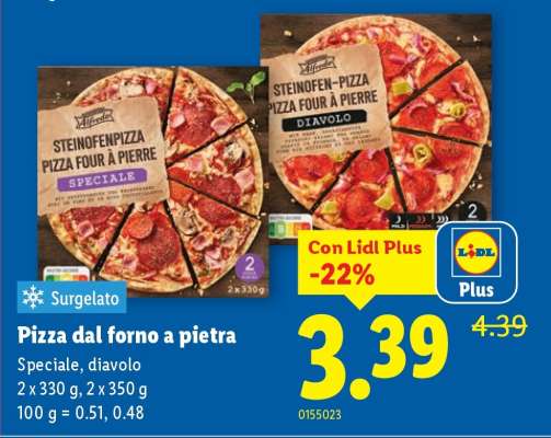 Pizza dal forno a pietra