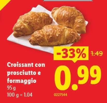 Croissant con prosciutto e formaggio